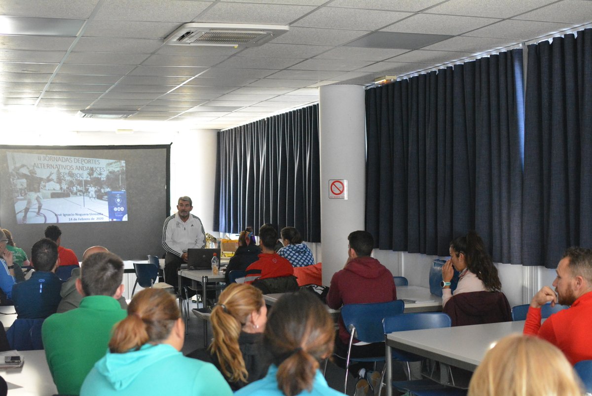 SADUSoficial's tweet photo. ¡Comienza la II Jornada de Deportes Alternativos! 👏👏 Alumnos y profesores conocerán durante el día de hoy diferentes deportes como son el @PINFUVOTE @ringoldeporte y #spiribol https://t.co/Cq3nz36YKw