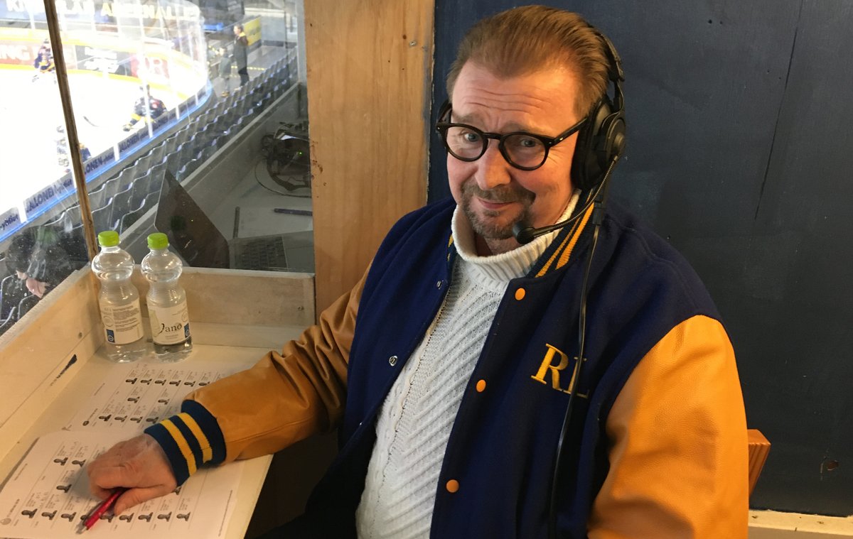 Uusi jakso!

Vieraanamme on <a href="/Radio_Ramona_/">Radio Ramona</a>'lle #Lukko matseja selostava <a href="/RistoLeino/">Risto Leino</a>

urheilunaani.com/2020/02/14/sat…

#Liiga #RadioRamona #Rauma #podcastfi