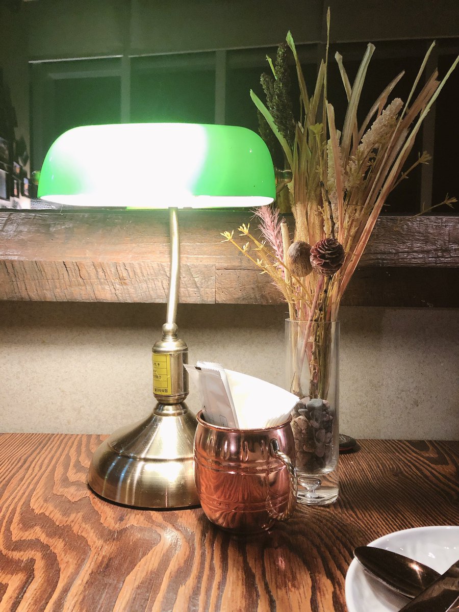 커리 먹으로 갔을때 그냥 이뻐서..