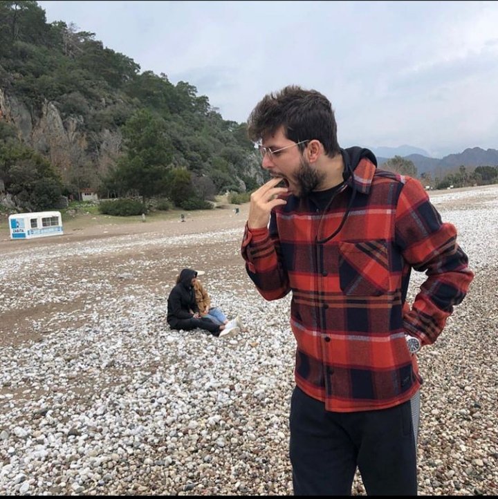 #14şubatsevgililergünü n de BEN