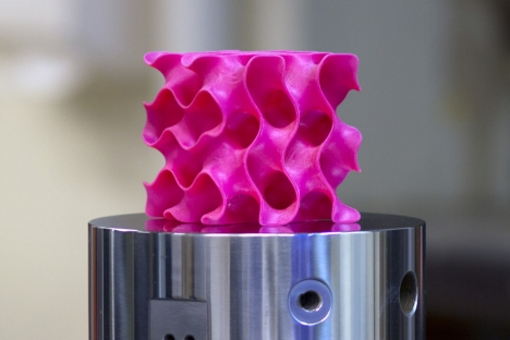 ARCGrapheneHub's tweet photo. Another great work by Prof Markus J. Buehler @ProfBuehlerMIT @MIT https://t.co/7FixcAaRjl showing exceptional properties of #3Dprinted #graphene structures based on predicted #atomicmodeling. Enormous potential for designing complex #heterostructures using other #2Dmaterials. https://t.co/rRfKNYCnQk
