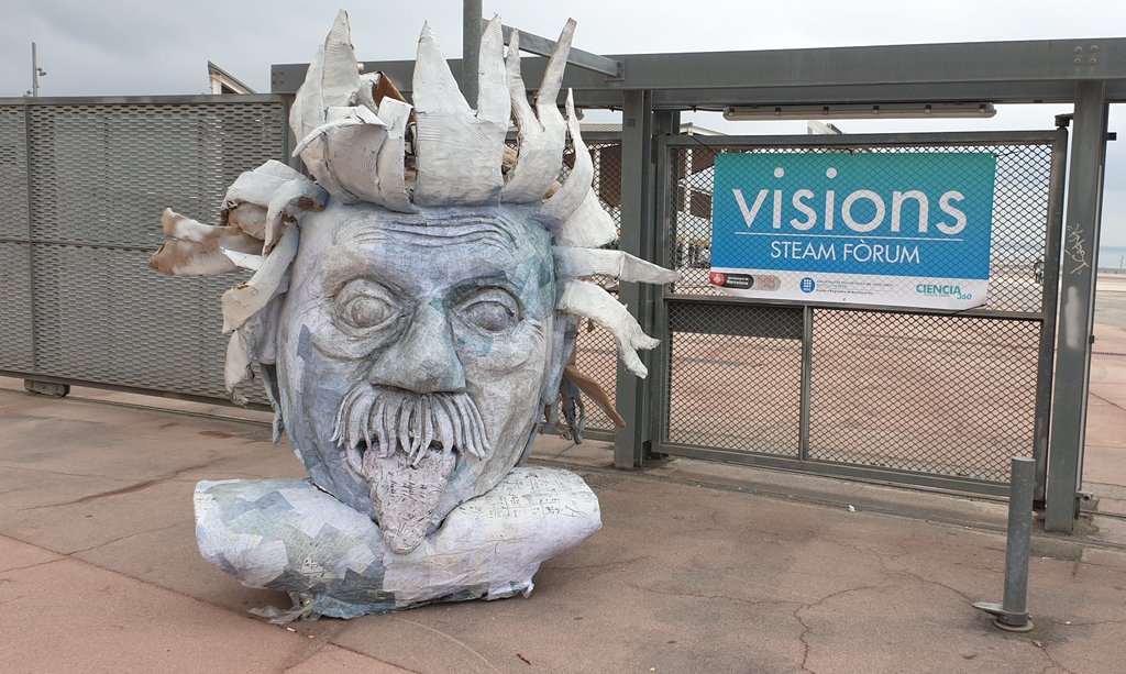 la_UPC's tweet image. Bon dia!
Avui, el #ParcFòrum es converteix, de la mà de la #UPC, en un gran laboratori científic! 🎯🧪⚗️
👉 Amb més de 2.000 nois i noies de tot Catalunya! #VisionsSTEAM
@EEBE_UPC @bcn_ajuntament