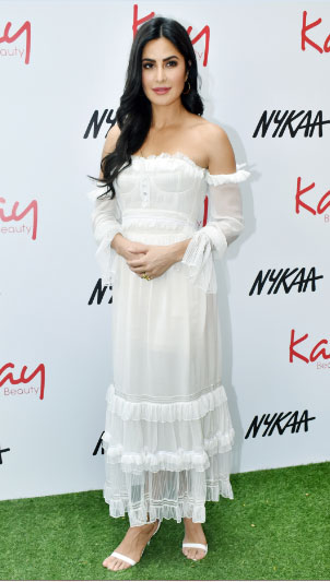 KatrinaKaifFB's tweet photo. Katrina Kaif arrives at #KayBeauty event today https://t.co/SlwnqO5sjL