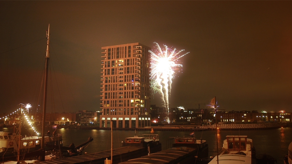 vastgoednieuws's tweet photo. BAC toont film over geschiedenis De Steltloper: In maart en april vertoont het Borneo Architectuur Centrum in Amsterdam de film Een droom van een gebouw. https://t.co/bS8LIsR9dg https://t.co/ZmprU0dfa8