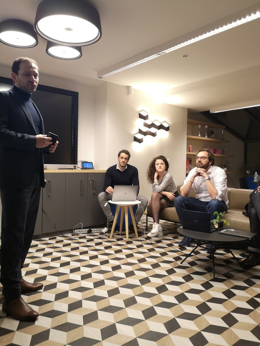 JYCarabot's tweet photo. Cette semaine, nous avons eu le plaisir de recevoir @askr_ai, @Lab_Sense et @newsbridge_io dans nos locaux pour un #meetup dédié a l' #IA dans les #Medias 👌Merci a eux ! 👏
#transformation #tendances #digitale #AI https://t.co/LaKa6yiSRw