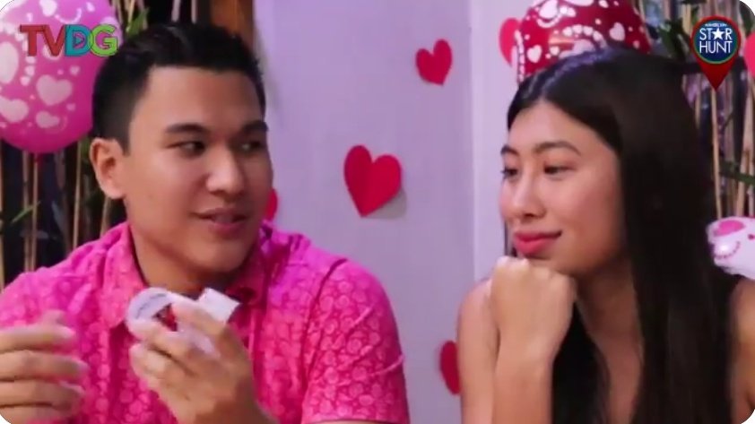 Sige. Sagutin nyo yan. Aheeey♡

KIANO JarOfKILIGatSH