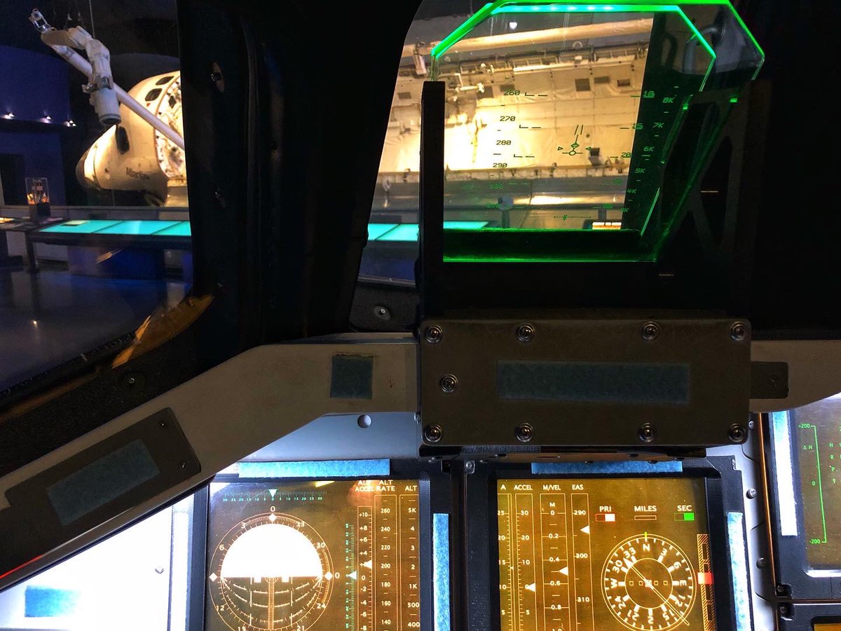pinodifeo's tweet photo. Sometimes #dreams becomes true... #spaceshuttleatlantis #therealone #cockpitsimulator #capecanaveral #astronaut #pilot #inthesky #inthespace #journalist #lovemyjob https://t.co/PEkyz5INCq