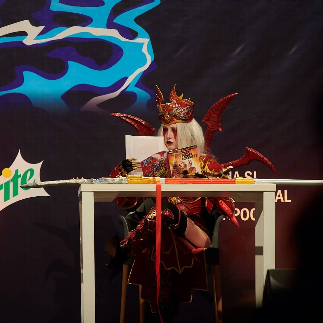 Sylvan_ass's tweet photo. Tfw your NOTP ship becomes canon
(P much me in the Borderlands fandom)
Also Whitemane is now a fujoshi don't @ me.

@projebonblade Dark Inquisitor Whitemane design by @ZachFischer for @OJessicaNigri 

#worldofwarcraft #cosplay #mycosplay #projectebonblade https://t.co/IjsnUjlORa