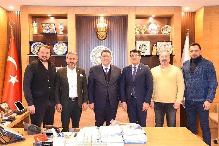 ANTİAD olarak Antalya Esnaf Odaları Birliği Başkanı sayın Adlıhan DERE yi ziyaret ederek, yeni dönem projelerimiz ile ilgili bilgilendirme yaparak tavsiyelerini aldık Mazik ev sahipliği için başkanımıza teşekkür ederiz <a href="/antiadantalya/">ANTİAD - Antalya İş İnsanları Derneği</a> <a href="/adlihandere/">Adlıhan DERE</a> <a href="/AESOB_/">Antalya Esnaf ve Sanatkarlar Odaları Birliği</a> #gücümüzantalyadan