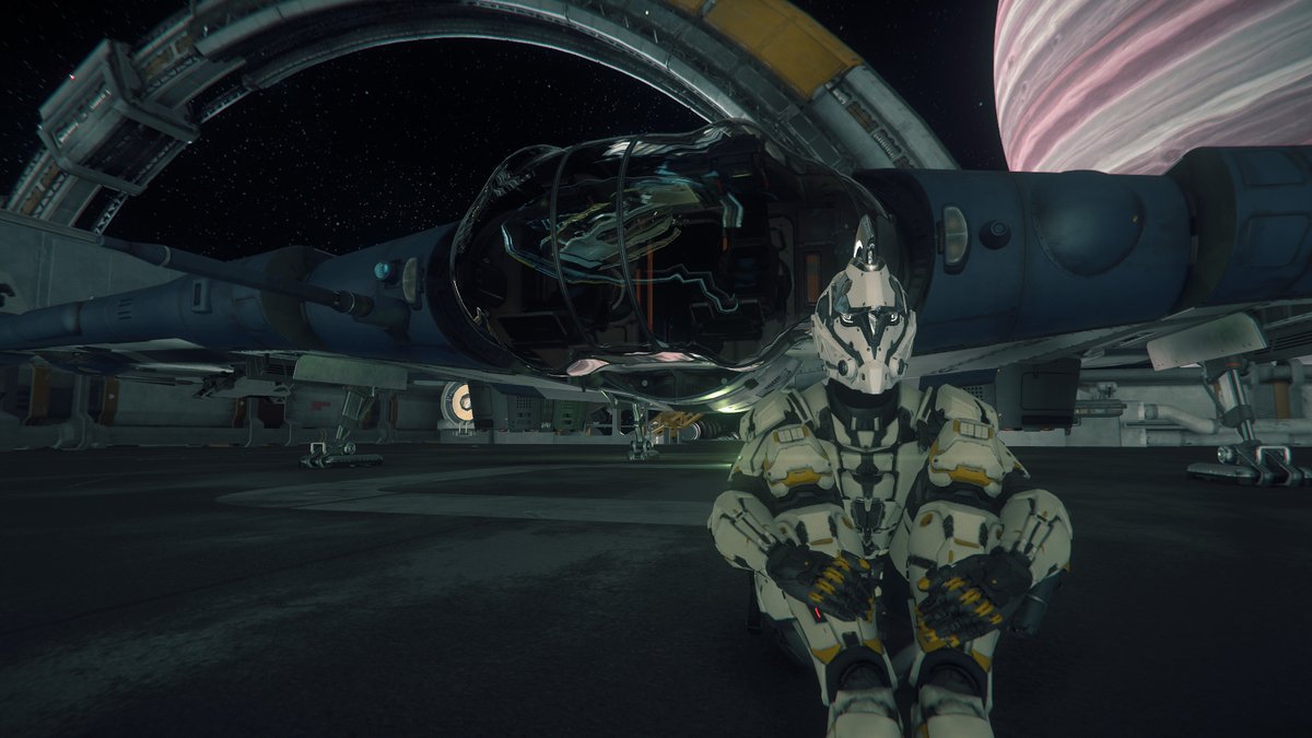 NovA1990's tweet photo. I've got my very first ship back! I'm so happy π
#StarCitizen #ReliantKore https://t.co/qoqZBN9cwL