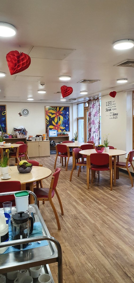 yumpypop's tweet photo. Valentines day celebration on ward f...a beautiful breakfast and a chocolate heart for everyone. Well done Rupert ❤❤❤❤ https://t.co/Z5JSeETidp