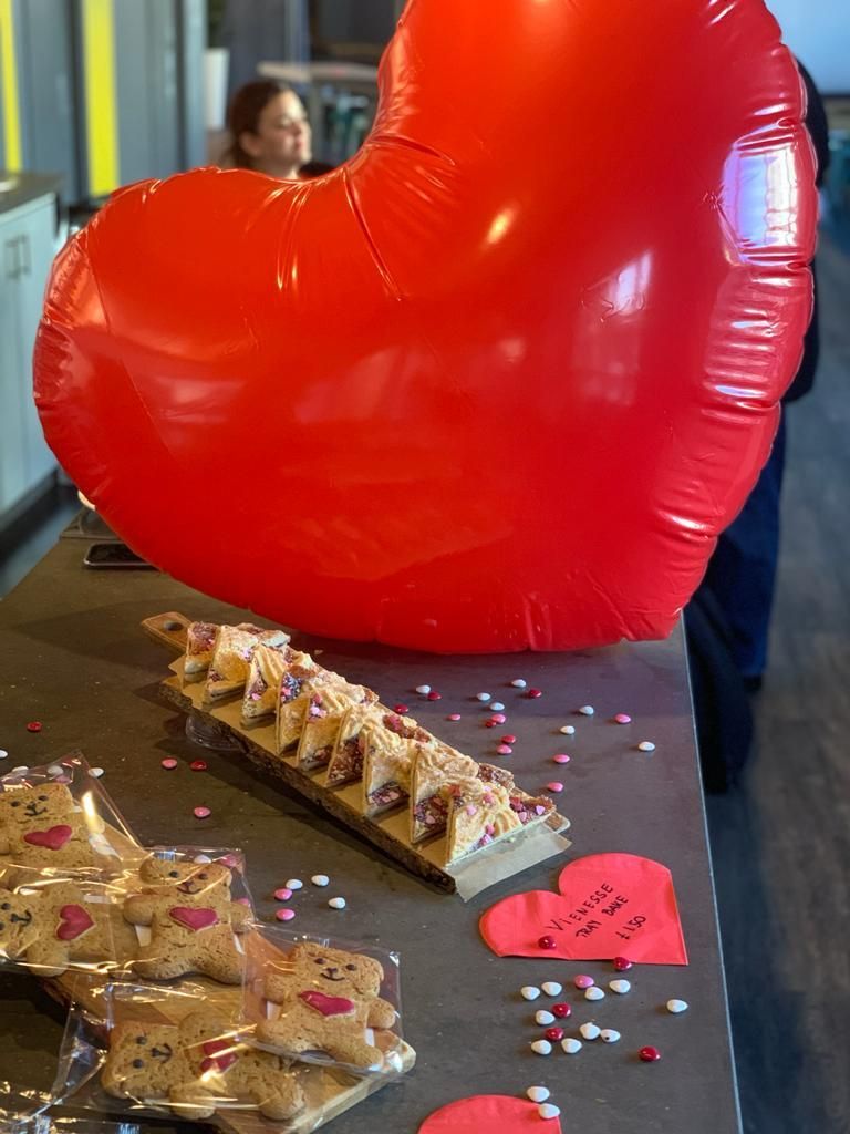 ❤️ #Love is in the air at Accelerate Places with tempting sweet treats and speciality Bruschetta’s!

#ValentinesDay