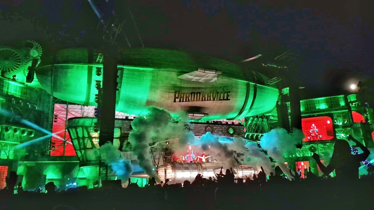 ParookavilleFan's tweet photo. • 154 Days until #Parookaville!
• Photo: Mainstage
                              
Believe the City of Dreams! ♥️✨
× https://t.co/e1guPICFZu
                                     
#parookaville2019 #parookaville2020 #Mainstage #electronicmusic #edm https://t.co/v8uWd40750
