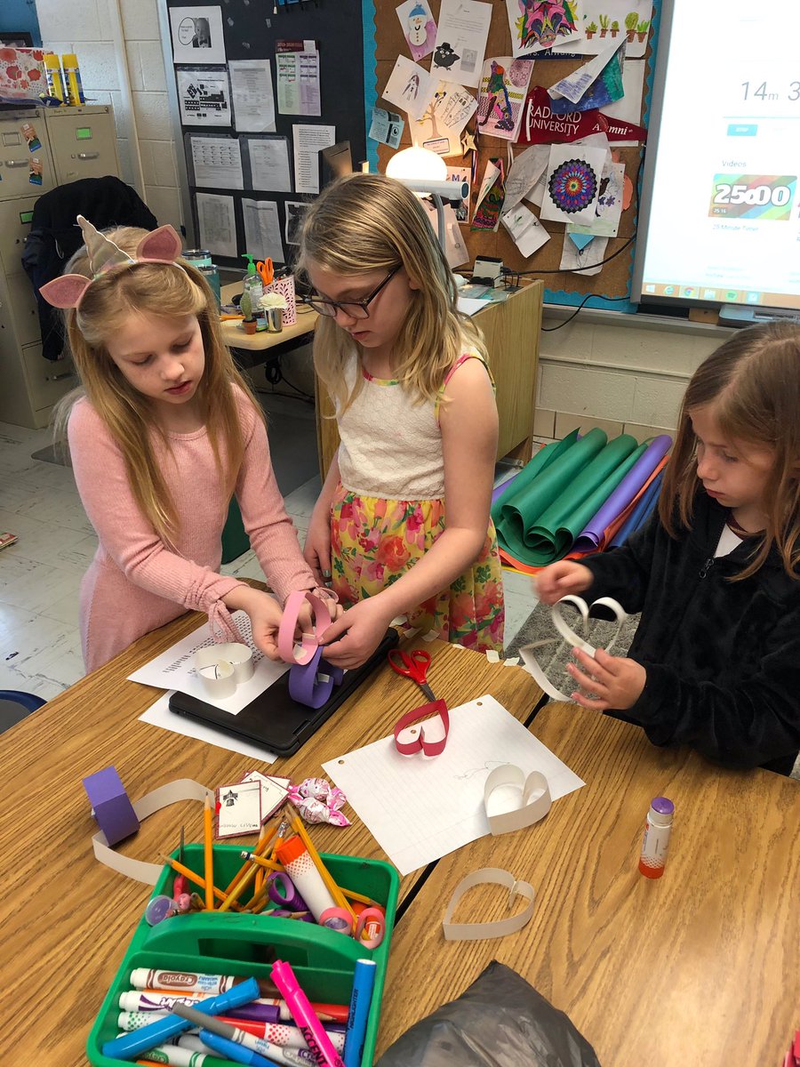 CburgESCoyotes's tweet photo. Valentine’s STEM challenge, 3rd grade connecting reading to STEM. #ceslearningisfun https://t.co/CJ7XTtorQF