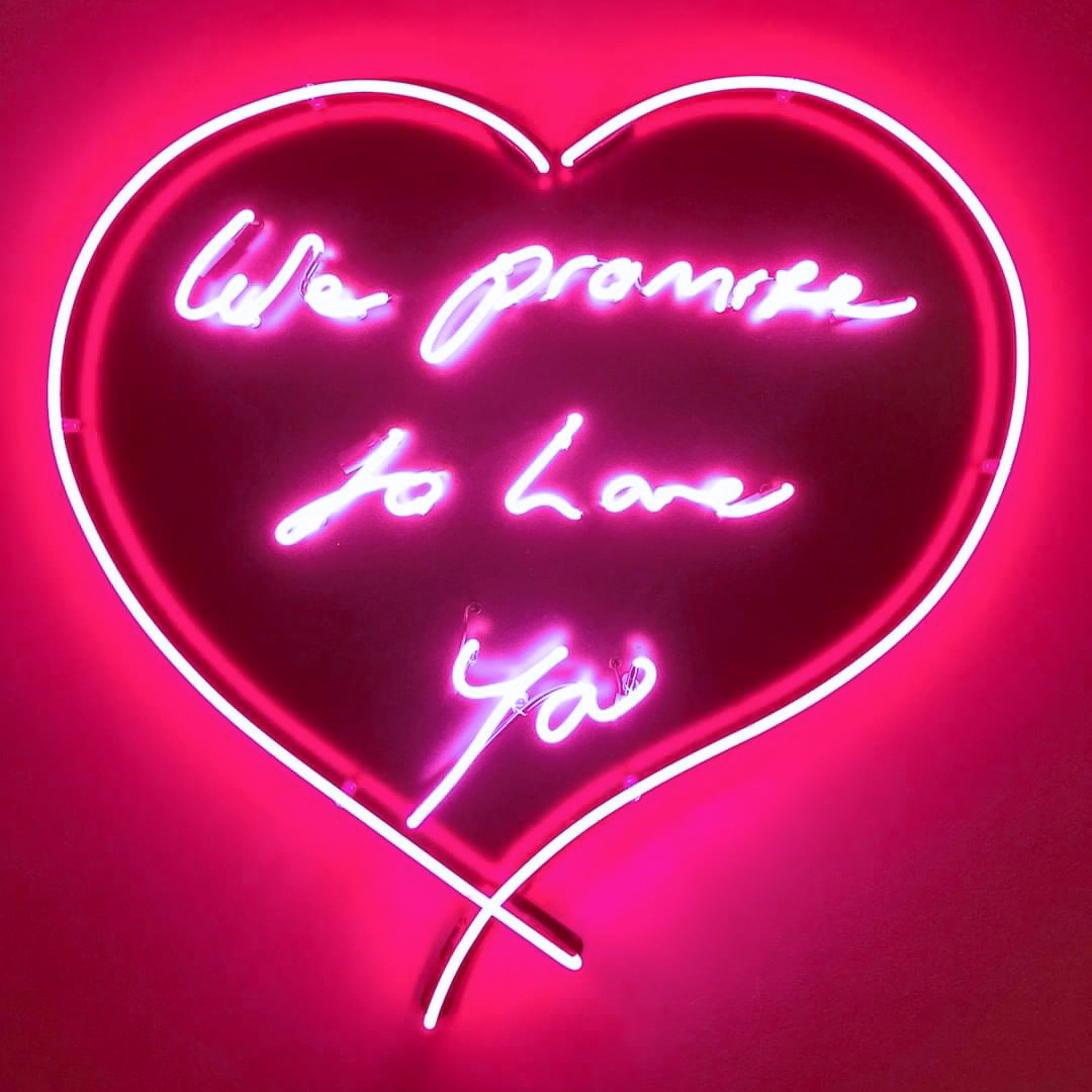 Be our #valentine? Happy Valentine's Day from all of us at #zazadallas! 📷 @lgeventpro