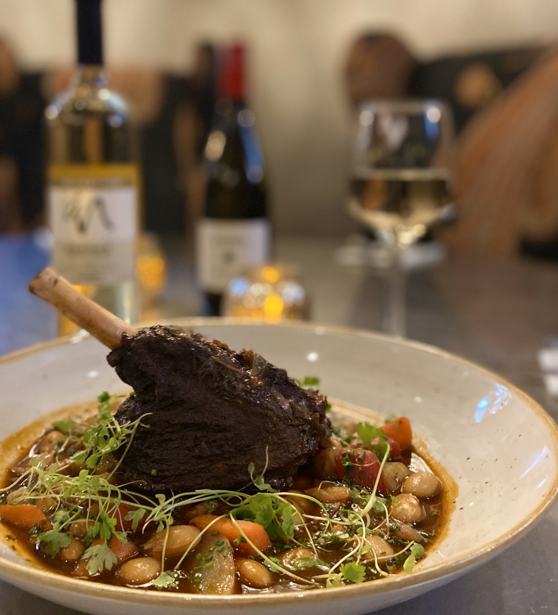 KoukashLIV's tweet image. KOUKASH sticky Moroccan Lamb Shank will simply melt in your mouth. It’s braised and garnished with Moroccan spice and served with root vegetables and butter bean harissa stew 😍 #koukashliverpool #mediterranean #moroccan