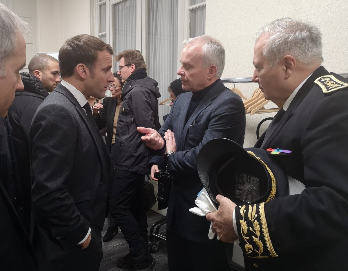 SNDEC_France's tweet photo. @EmmanuelMacron s'est engagé à revenir dans les 6 mois en @SavoieDepart pour rencontrer les industriels de la filière #décolletage #usinage. https://t.co/OcXKlmIxbg