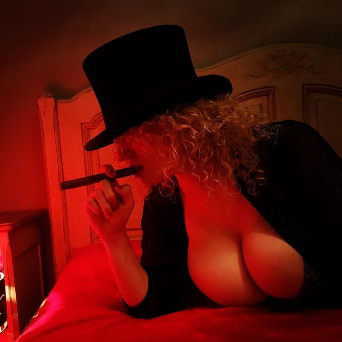 Lisa Bukawski https://t.co/RMq0IWJq4Q<a href="/tag/curves"class="tags"><span>#curves</span></a><a href="/tag/sexy"class="tags"><span>#sexy</span></a><a href="/tag/hot"class="tags"><span>#hot</span></a><a href="/tag/horny"class="tags"><span>#horny</span></a><a href="/tag/bigbooty"class="tags"><span>#bigbooty</span></a><a href="/tag/sexybody"class="tags"><span>#sexybody</span></a>