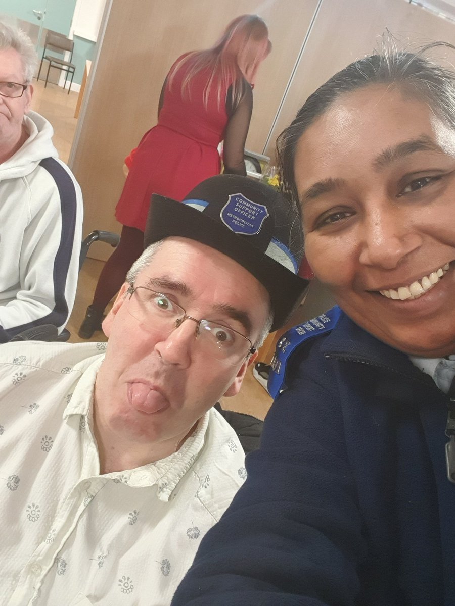 Stepney Green Safer Neighbourhood Team tweet media