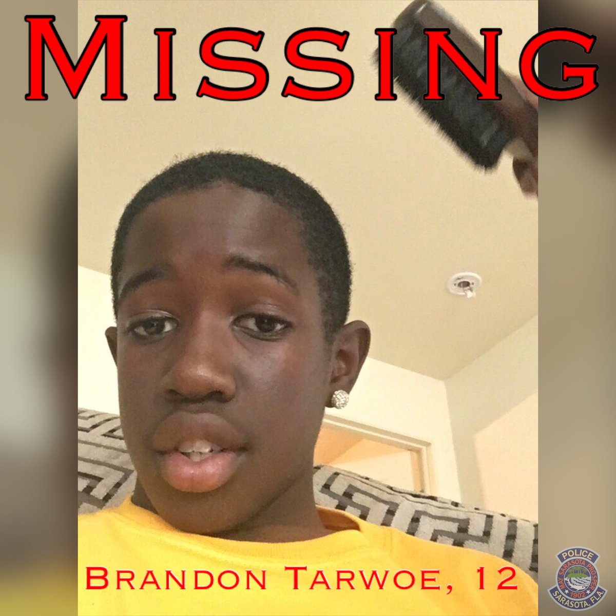 SarasotaPD's tweet image. 🚨MISSING CHILD PLEASE RT🚨
- Brandon Tarwoe, 12 y/o, 5'2", 85lbs  
- No known medical condition, not run away before
- Last seen 2400blk of Links
- Last seen wearing bright coral tshirt, shorts, orange Nike slide sandals w/ dark blue shiny backpack
INFO? Call 941-316-1199 or 911