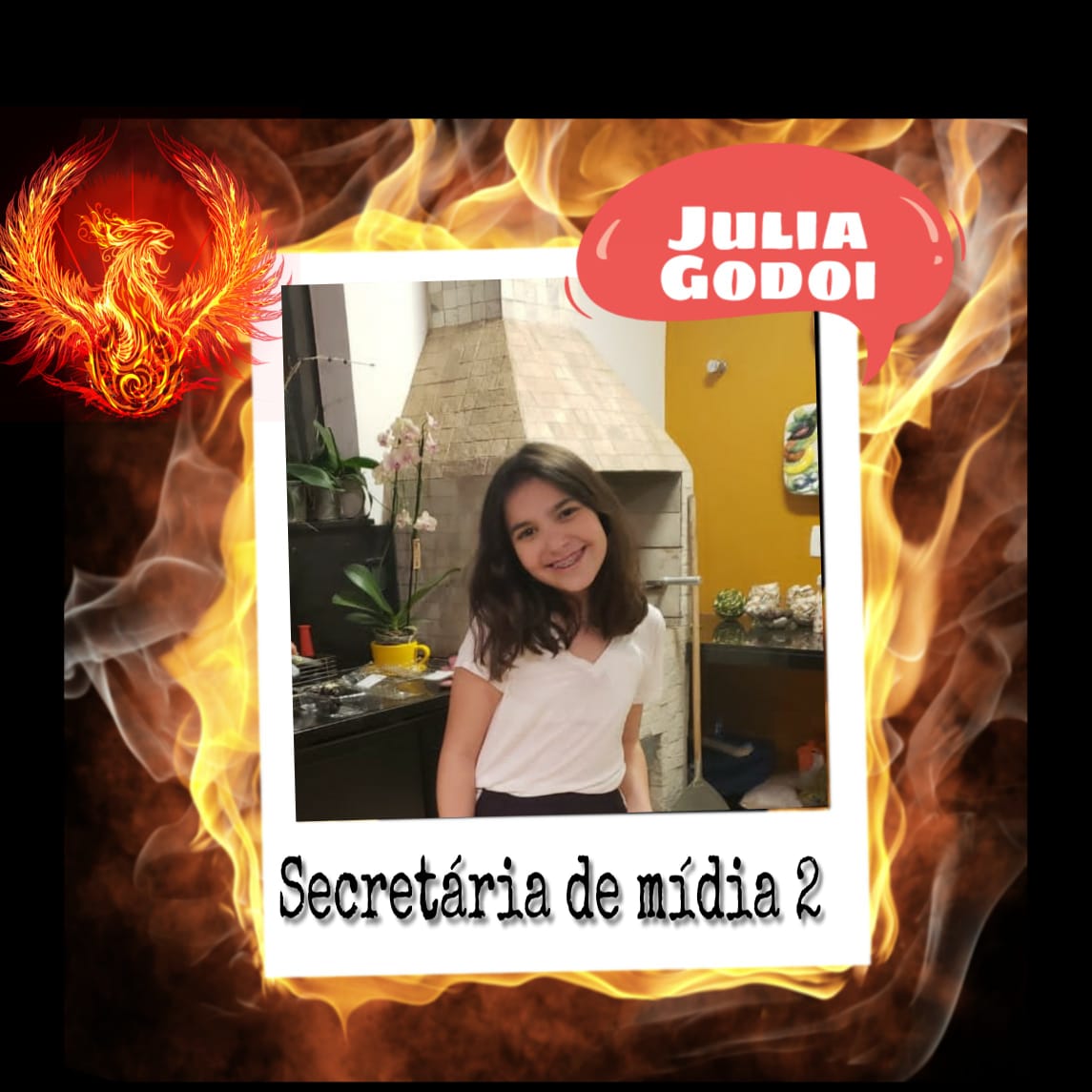 ChapaFenixCscm's tweet image. Julia Godoi: 8° Ano