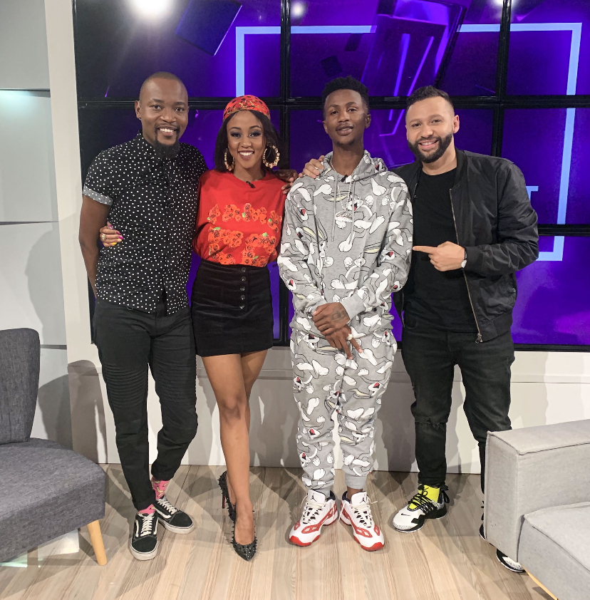 Tune in NOW for fresh celebrity scoops and interviews with <a href="/emteethehustla_/">JOHUSTLEBURG</a>  and <a href="/DonovanGoliath/">Donovan Goliath</a> ! #VEntertainment
