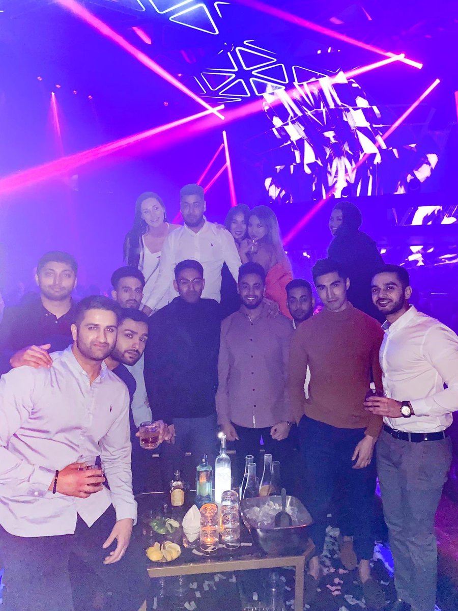 Big night looking after this group <a href="/HakkasanLV/">Hakkasan Las Vegas</a> 🎉🍾! #Vegas #702ENT #MainRoom #2020