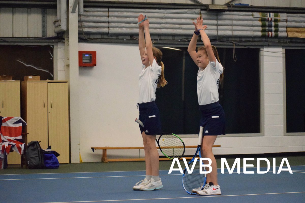 AVBMedia247's tweet photo. Huge well done to the Great Britain 12 &amp; Under team at the 2020 @TennisEurope Winter Cup Finals. Coming back from 0-1 down to beat Czech Republic 2-1!

On to the Semi Finals!

#BacktheBrits🇬🇧 https://t.co/5MqUCu5odF