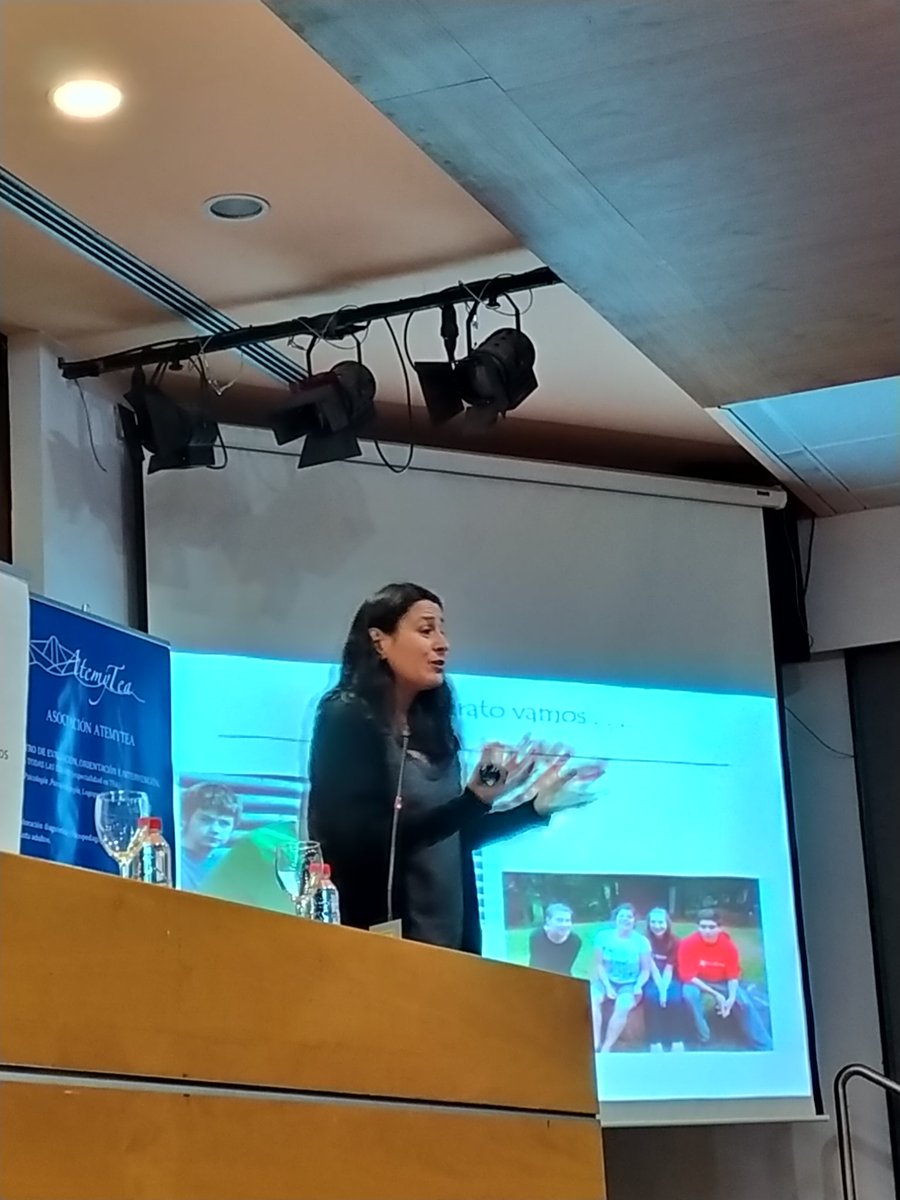 Arranca la segunda parte de las Jornadas de Síndrome de Asperger 2020 con Raquel Ayuda y habilidades adaptativas #Deletrea <a href="/CPRRegionMurcia/">CPR Región de Murcia</a> <a href="/mdgraci/">mdgracia.s</a> <a href="/atemytea/">Atemytea</a> <a href="/aspertea/">@aspertea</a>