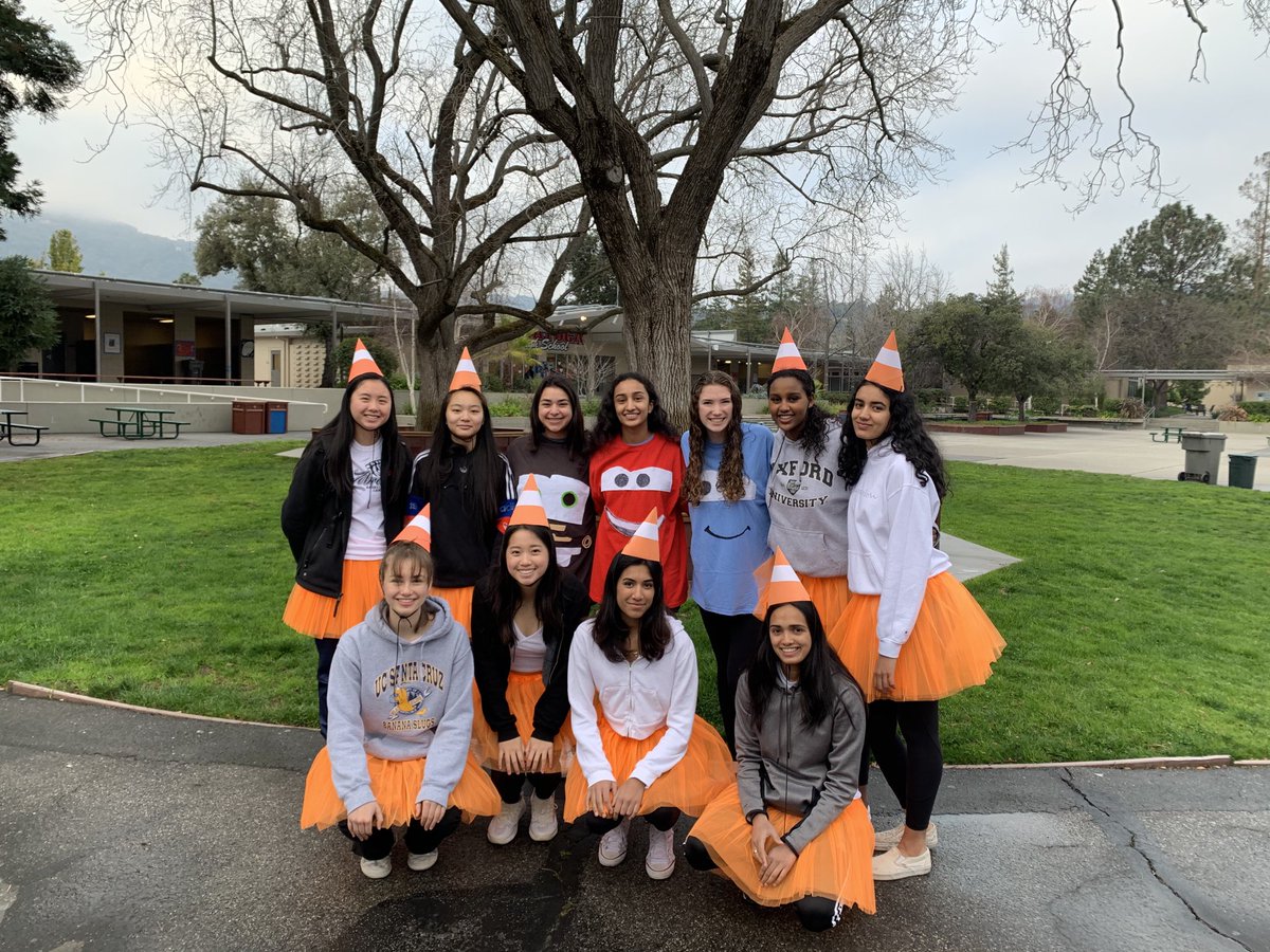 TorrensMr's tweet photo. SHS girls basketball team ⁦@gofalconpower⁩ https://t.co/QSLvCjjBgN