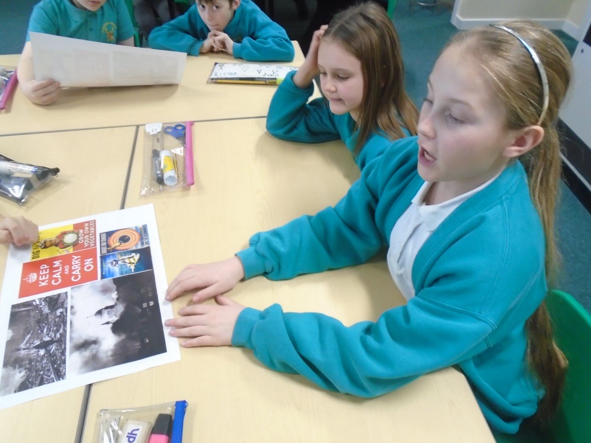 ClaveringTS27's tweet image. #6CP looking at propaganda from WW2 and how it encouraged the 'Blitz Spirit'