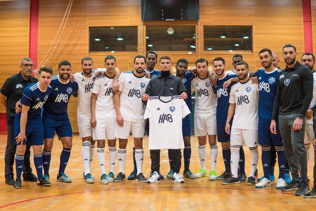 MartelFutsal's tweet photo. L' A.S Martel Caluire Futsal est heureuse d’annoncer aujourd’hui le partenariat avec @HoussemAouar , joueur professionnel de l'@OL 
Ce partenariat s'inscrit dans une logique de développement de notre club et plus largement du #futsal sur la région et partout en France. 
1/3 https://t.co/nngYov4Eaa