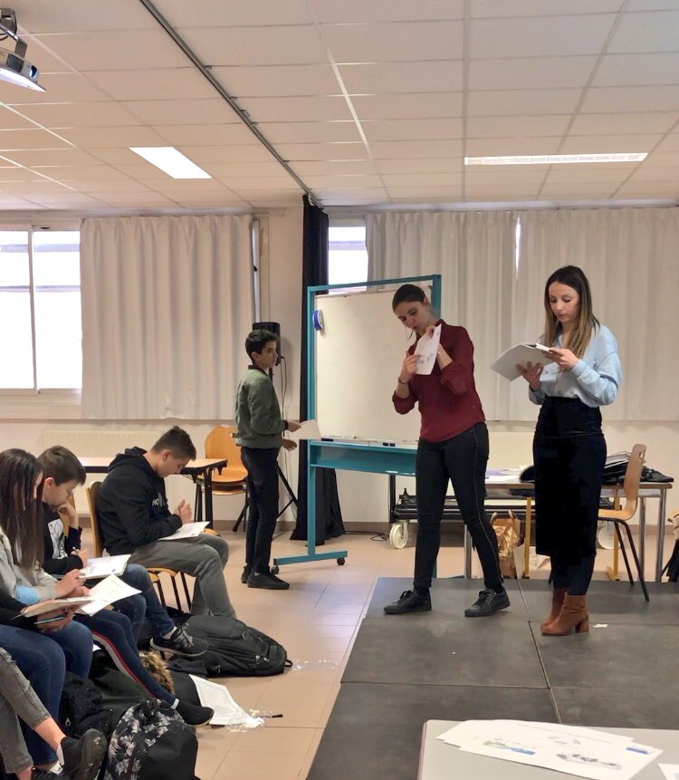 OEHC_'s tweet photo. 🌍In u quatru di a labellizazione #E3D di u cullegiu Giovoni, i sculari anu participatu à u primu attellu di sensibilizazione di l’@OEHC_ 💧💦
✅Un #impegnu maiò à prò di a nostra #ghjuventù è di u #sviluppu #durevule.
🌱#Educazione
🚿 #Acqua🚰
🌿#Ambiente♻️ https://t.co/0rS0R34tvT
