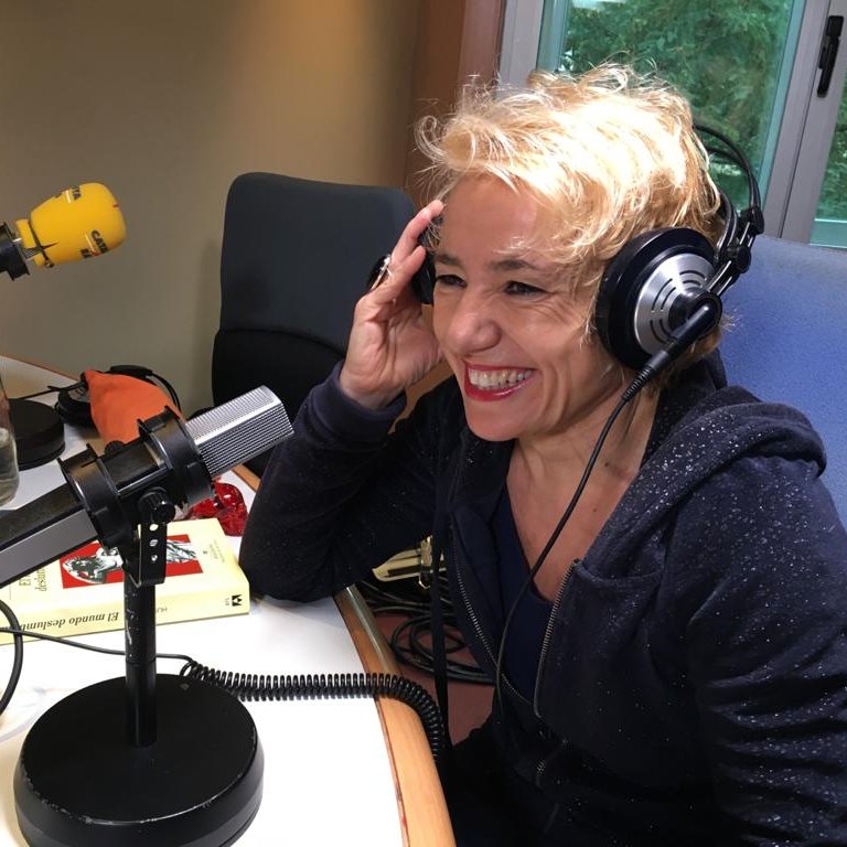 🔊Avui hem esmorzat amb la ballarina i coreògrafa
@SolPicodanza, que demà porta l'espectacle "One hit wonders" al @Teatrecirvianum de Torelló, i el març estrena "Malditas plumas" al @teatrenacional
https://ccma.cat/catradio/alacarta/tots-els-matins-del-mon/sol-pico-se-nhauria-de-parlar-mes-del-fracas-es-catartic/audio/1063693/ …
#AvuiEsmorzemAmb #Dansa