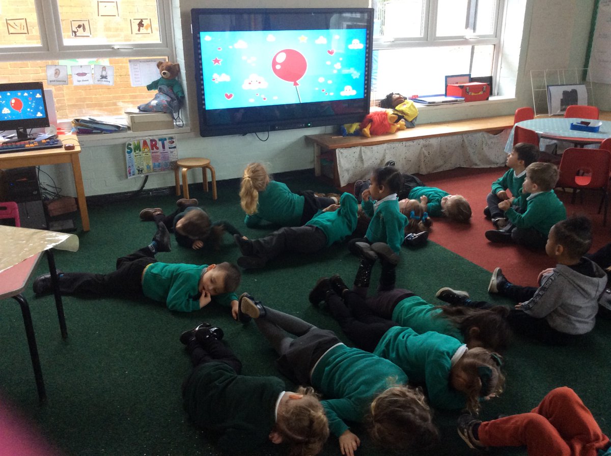 Springwood_Prm's tweet image. #springcardiff are getting really good at mindfulness breathing! We all have a right to rest and relax! @uncrc #springwellbeing