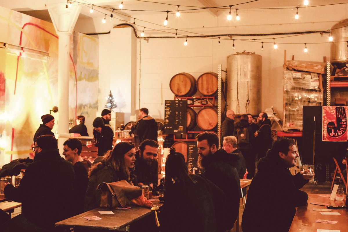 boundarybrewing's tweet photo. Taproom open this weekend.⁣
⁣Today 4-11. 
Saturday 2-11. 
Sunday 2-9.⁣
Food Fri from #threebytwo and Sat by @WeareHellbenton
Opening Can &amp; Tap list here:
https://t.co/ky6sG9aiuW https://t.co/RwshzOm8tj