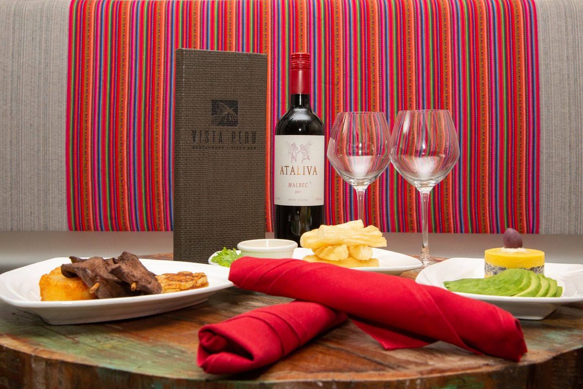 VistaPeruPhilly's tweet photo. Happy Valentine’s Day! 
Reservations for tonight are still available, so give us a call if you want to treat your sweetheart to a dinner unlike any other in the city: (215) 398-5046
.
.
#ValentinesDay #DateNight #TGIF #VivaPeru #Love #RomanticMeals #InstaLove #Beauty #Vday https://t.co/7z7OccbW8S