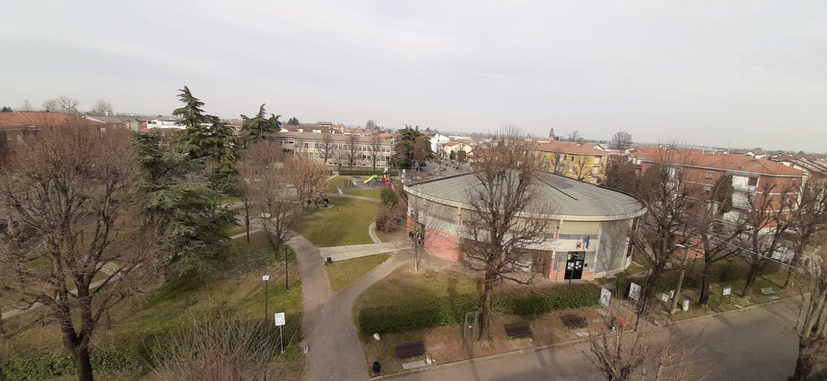 MelvilleCaffe's tweet photo. Una vista dall'alto per augurarvi buon week end!
Grazie a Gianluca Marenghi e al suo drone.
#melville #caffè #libri #live https://t.co/8w62xZ1ZSZ
