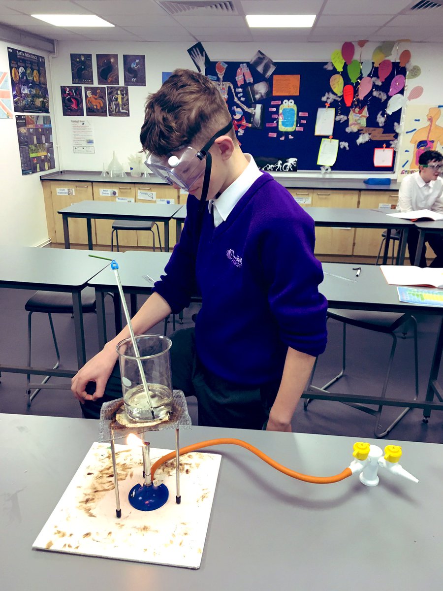 LoisDownton's tweet photo. KS3 learner and @missmsciworld doing their impression of breaking bad @tbap_unity Wisbech https://t.co/7hPDf8WWs6