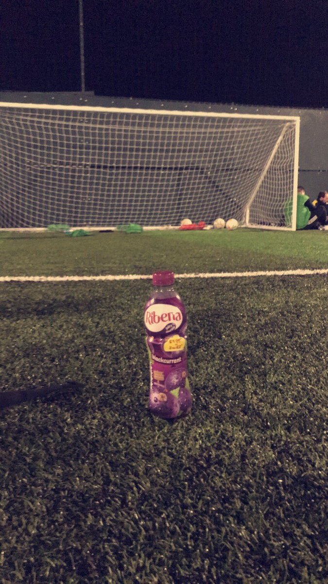 BenaFC3's tweet photo. 🍇 BENA RETURNS 🍇

Warm up game 12/02 and got the W. Back into a league next week, ready for action! ⚽️

MOTM: Toby Crouch 🍔 
Dominated every position like an escort with a lonely millionaire 

DOTD: Brad Hart 🤥
Ironing board with no legs would have been better at centre back https://t.co/Tg8jF39fuG