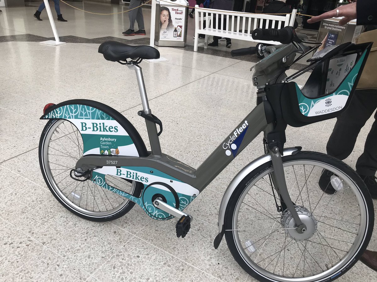 At LiveLabs event at Aylesbury Garden Town. Fantastic project funded by ADEPT that is harnessing technology to improve lives of residents #smart communities