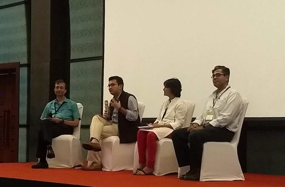 #YIM2020 @IndiaBioscience kicks off with panel discussion moderated by @Taslimarif on translational research and its critical role in taking research from bench to bedside. 

Panellists Jugnu Jain @sapienbio2012  
Anil Prabhakar & Guhan Jayaraman @iitmadras