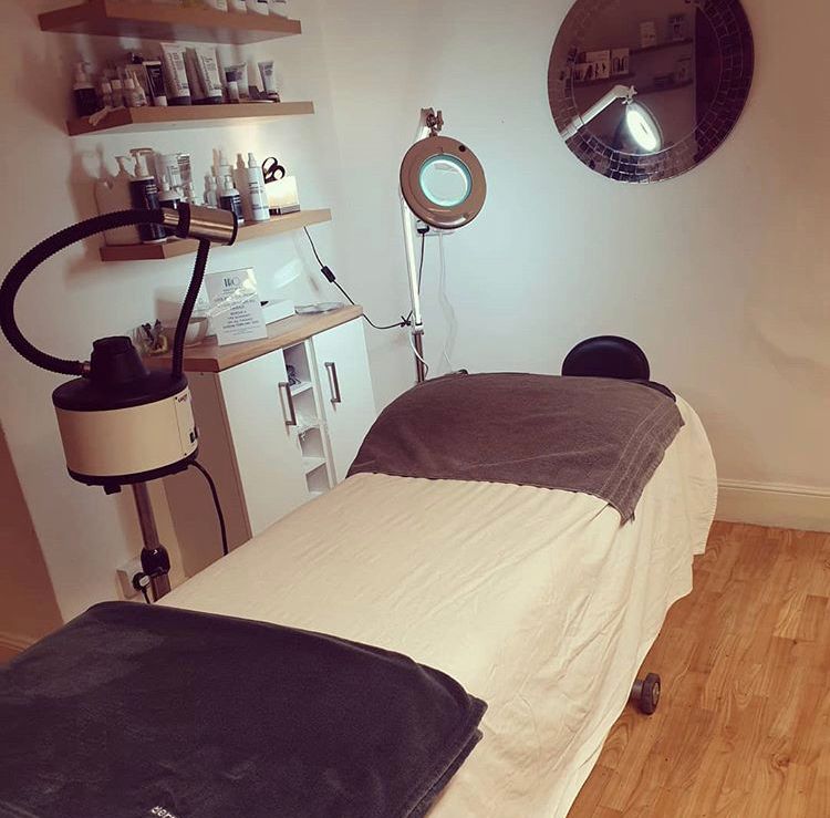 CarltonProLtd's tweet photo. How amazing does our #Vapouriser look in @taobeautyoxford 's beautiful salon 😍!?

Shop our range of vapourisers here ➡😍😍

https://t.co/345UjPjsPP https://t.co/jV46v6VcW0