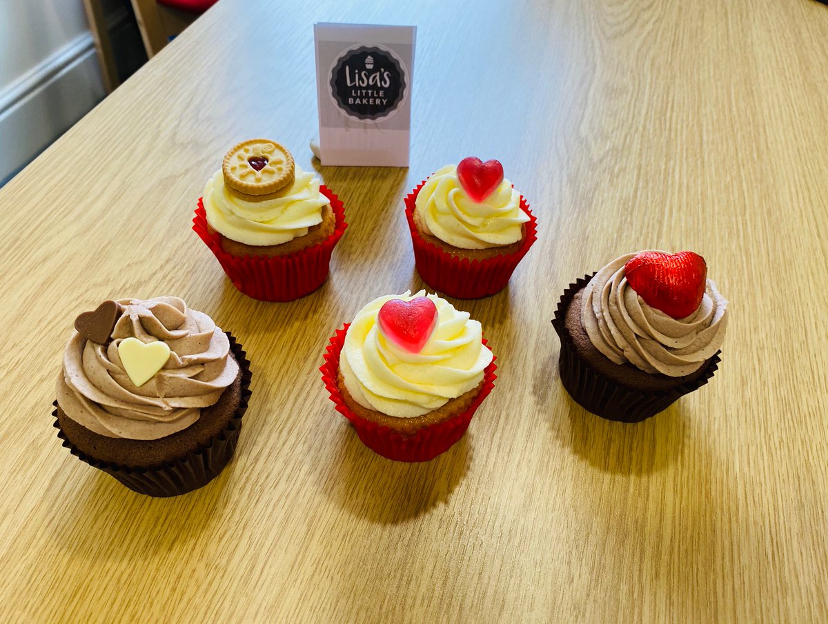 Happy Valentines Day ❤️.  A perfect excuse to indulge in delicious cakes made by Lisa's Little Bakery.   Thank you Boss 😀- they disappeared in no time!!! #Valentineday #cakes #Devon #Teignbridge <a href="/BoostTorbay/">Boost Torbay</a> <a href="/Devon_Partners/">Your Partnerships - Torbay & Teignbridge</a>