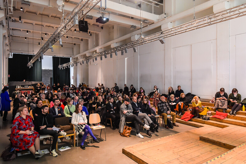 lodesbrand's tweet photo. Light is a 70 years old family heritage deeply rooted in our territory, in Venice, in Murano. At times open and bustling as a piazza, at times intimate, light is always life: designing light is designing life.
#venturafuture #nichettostudio #studioitaliadesign #fuorisalone https://t.co/XcJnMjIFkE