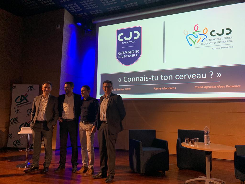 cjdaix's tweet photo. Retour en images sur notre plénière de hier sur le thème "Connais-tu ton cerveau🧠?" animée par Pierre Moorkens dans l'amphithéâtre de notre partenaire @CA_alp_prov en compagnie de nos amis JDs des autres sections régionales, @CJD_Marseille @IRCE_paca @InitiativeAix https://t.co/zvW0fuubwP
