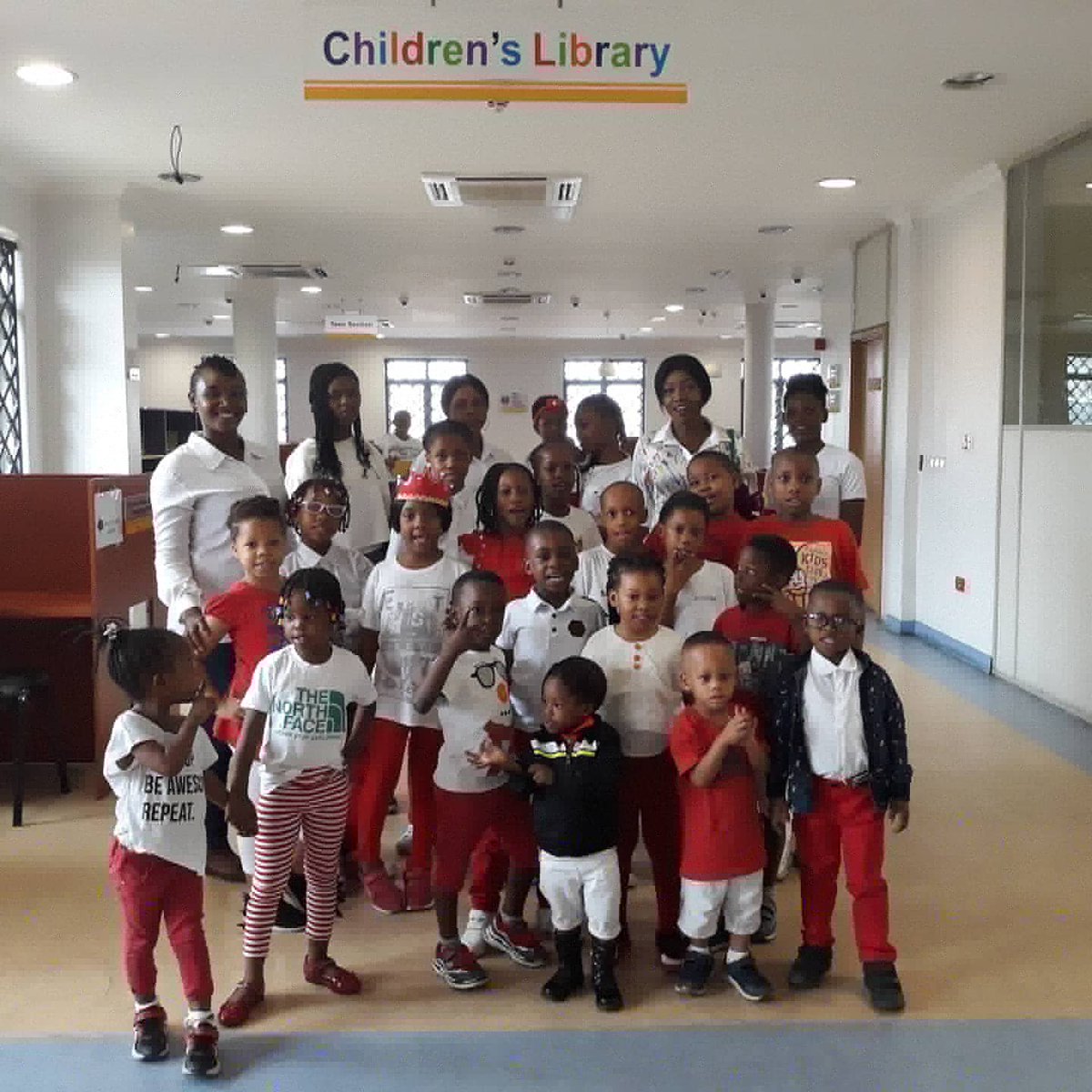 Phlslibrary's tweet photo. How we're spending #ValentinesDay2020 ? Giving an exciting #PHLSLibraryTour to students and teachers of Valmond Ville British School.
Wishing a very Happy Valentine's Day to you and yours!
#PHLS https://t.co/t6Jz4BcU7B