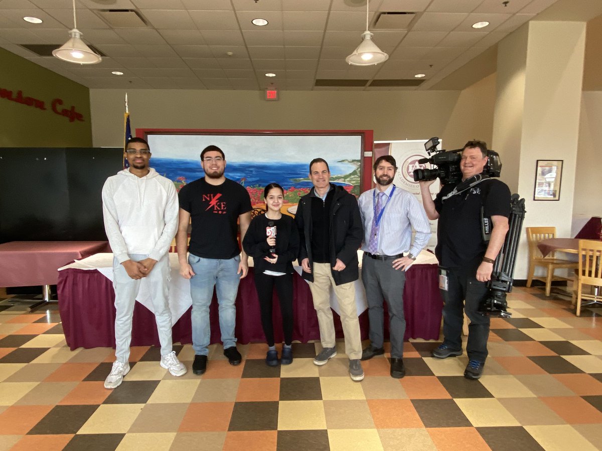 KP_CrimsonTimes's tweet photo. Did you see us on channel 5? I bet you did and if you didn’t go check out the amazing story about act of kindness being spread at ehs @crimson_times I’m the short one in the middle🤣🤣 https://t.co/f8hUJHfXks