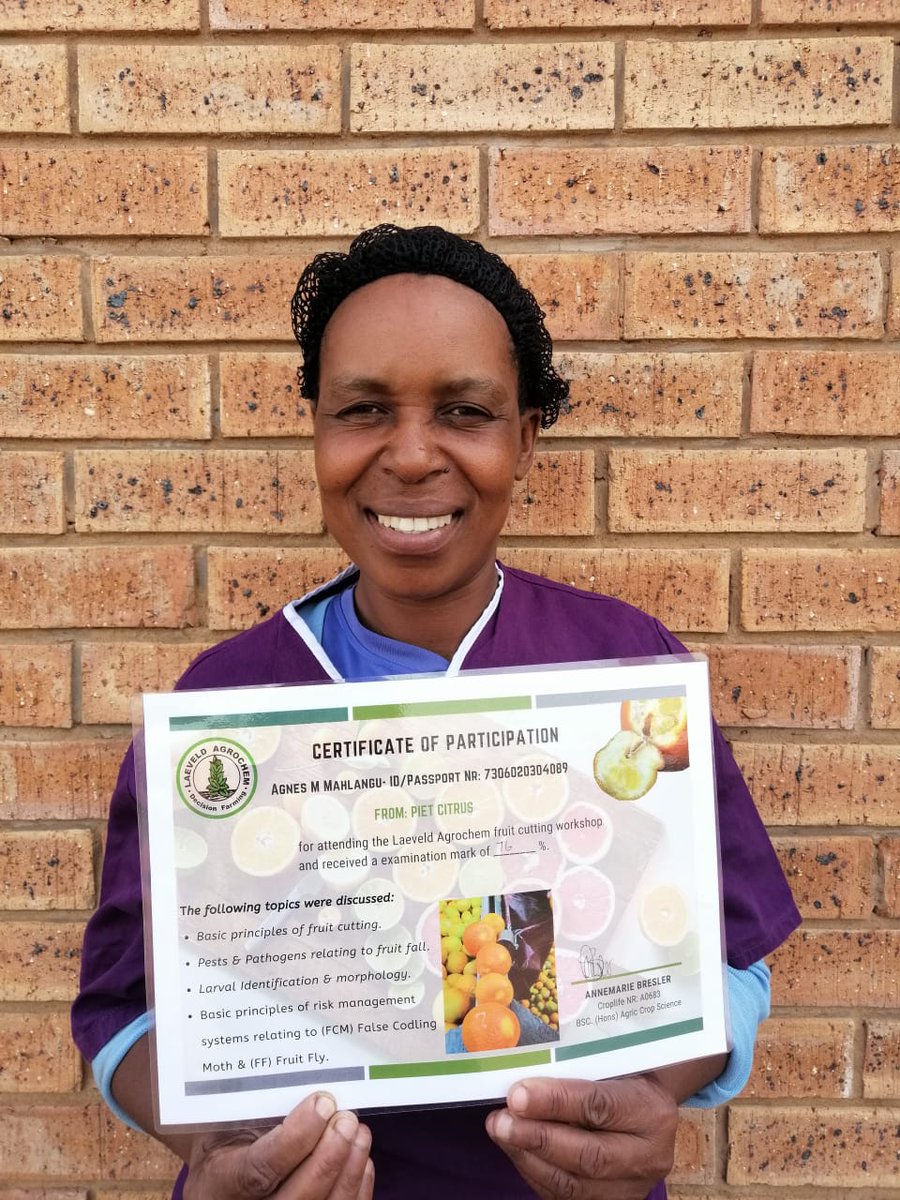 Agnes Mahlangu is part of our dynamic packhouse team. She recently attended a Fruit Cutting Workshop at Laeveld Agrochem in order to ensure compliance with the requirements of DALRRD.

#PietCitrus #Citrus #CitrusExporter
