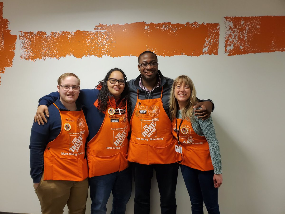 Kswizzy14's tweet photo. We all have TWINS🙂🙂
@JessHodgesTHD https://t.co/2682BaYvSW